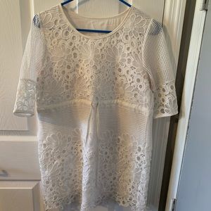 Womens white tunic nice